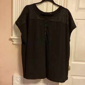 Black Short-Sleeve Lace Yoke Button Detail Tee